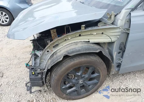 2024 Honda Hr-V Awd Sport/Awd Sport W/O Bsi z USA, uszkodzony, nr VIN 3CZRZ2H52RM724768